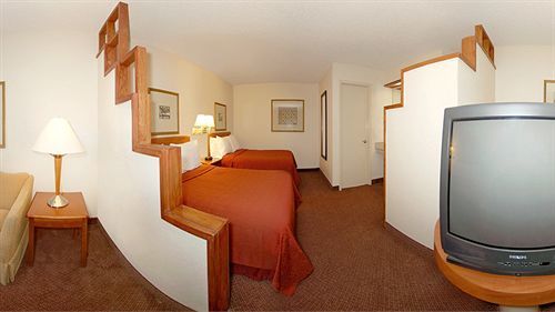 Homegate Studio And Suites San Antonio Eksteriør bilde